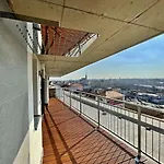 Magic Centre Mezonet 4*
